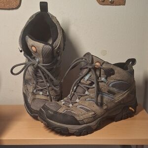 Merrell Moab 2 Mid Waterproof Hiking Boots - Wide Width (7)